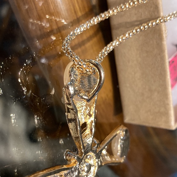 NWT LARGE Beautiful Enamel Cross with Rhinestones Pendant Necklace with Extender - Picture 6 of 7